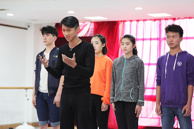 北京星干線表演專業(yè)學(xué)員進(jìn)行臺詞測試